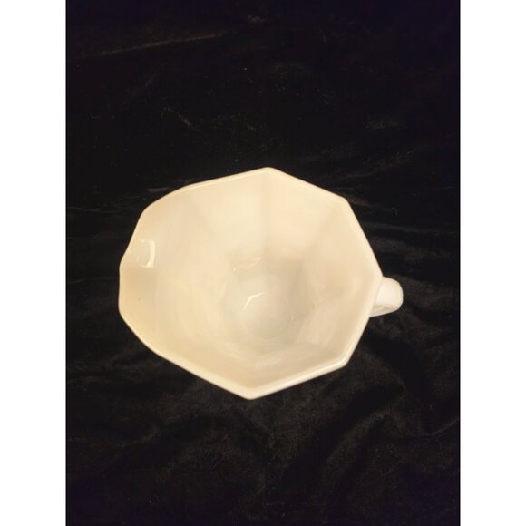 Vintage Milk Glass Pitcher With Embossed Grape Vine Design & Hexagonal Base - Picture 6 of 7